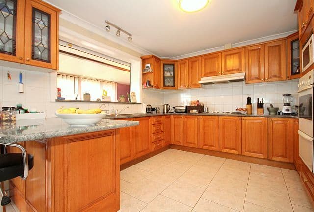 51 Lucinda Avenue, BASS HILL NSW 2197, Bass Hill - Thumbnail 4