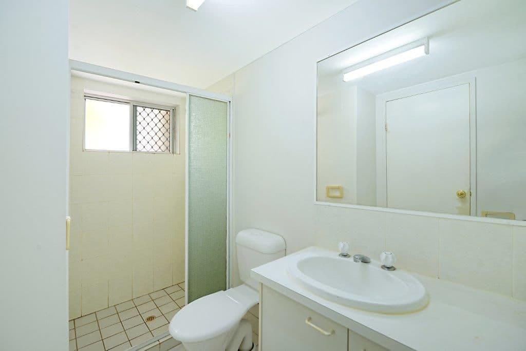 33 Cypress Avenue, Surfers Paradise QLD 4217, Surfers Paradise - Thumbnail 7