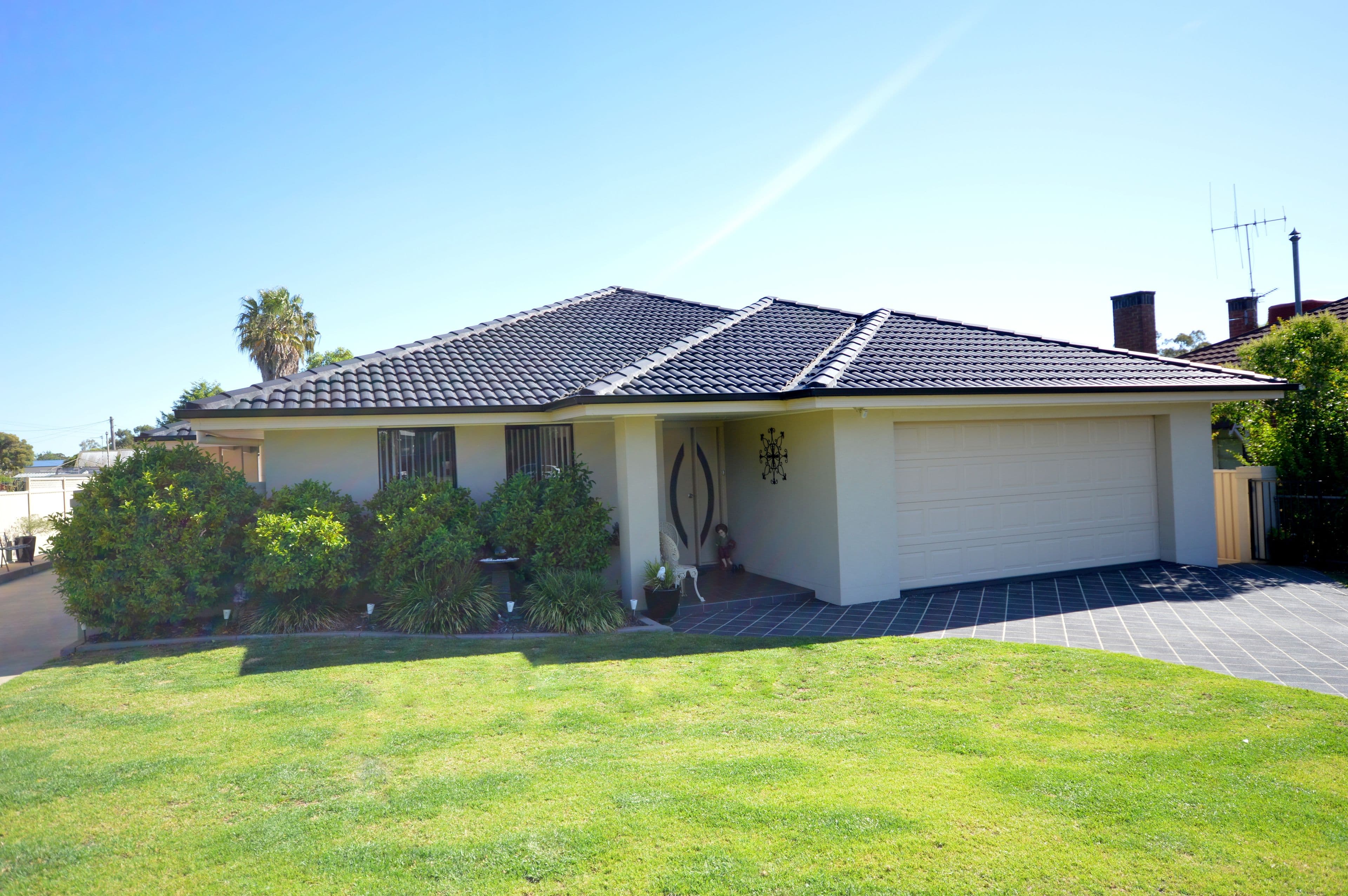 17 Brougham Street, Cowra - Image 1