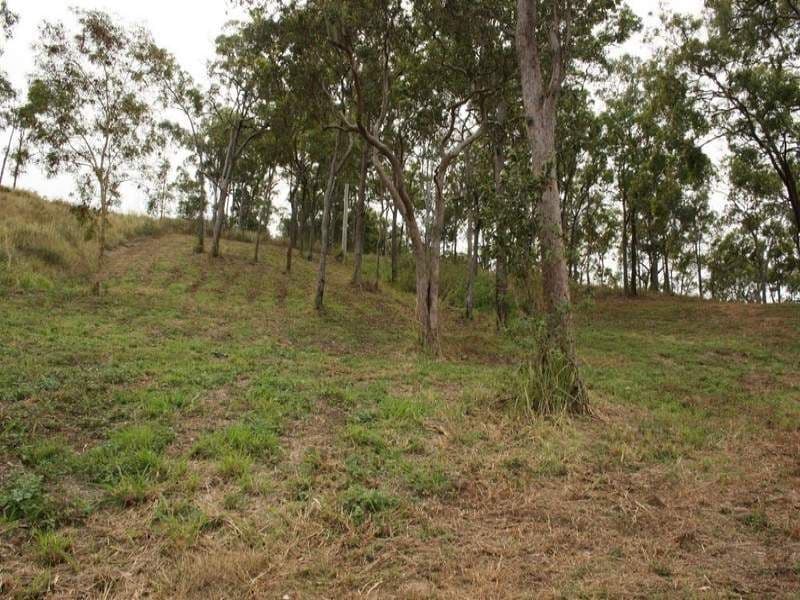 44 Jackson Street, SARINA QLD 4737, Sarina - Thumbnail 3
