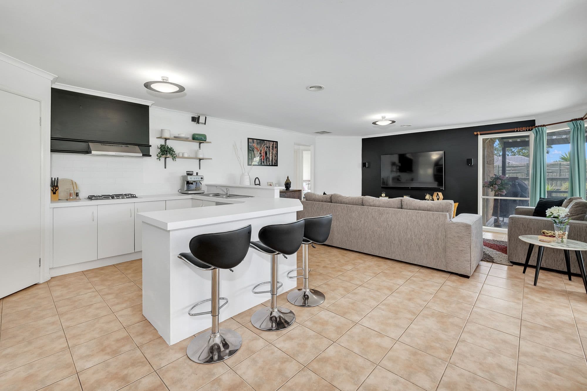 8 Crown Court, Tarneit VIC 3029, Tarneit - Thumbnail 5