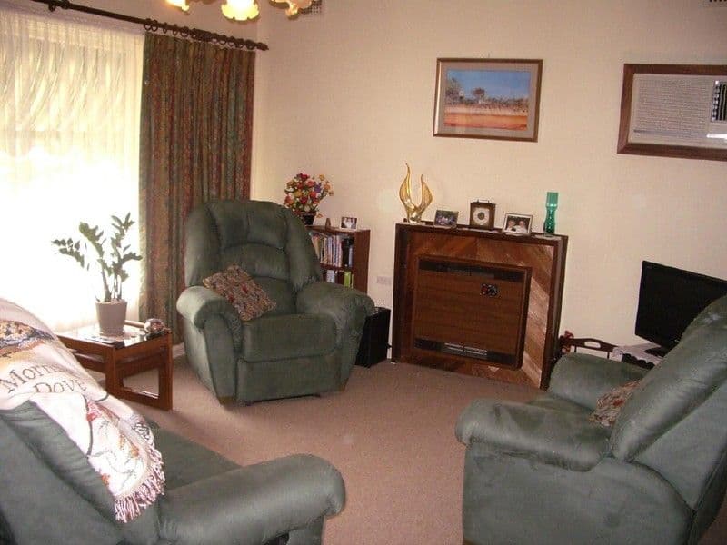 8 Baker Street, BORDERTOWN SA 5268, Bordertown - Thumbnail 5