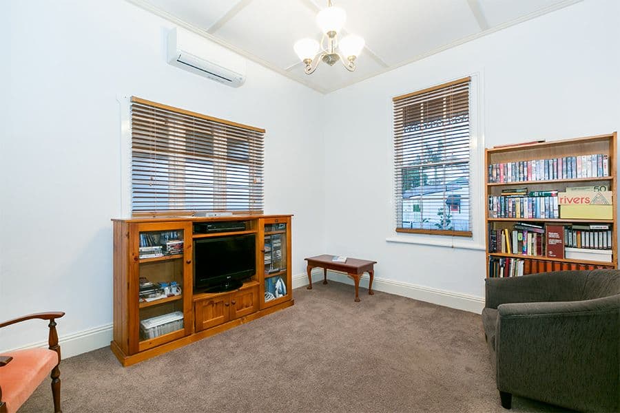 20 Lochaber Street, DUTTON PARK QLD 4102, Dutton Park - Thumbnail 8