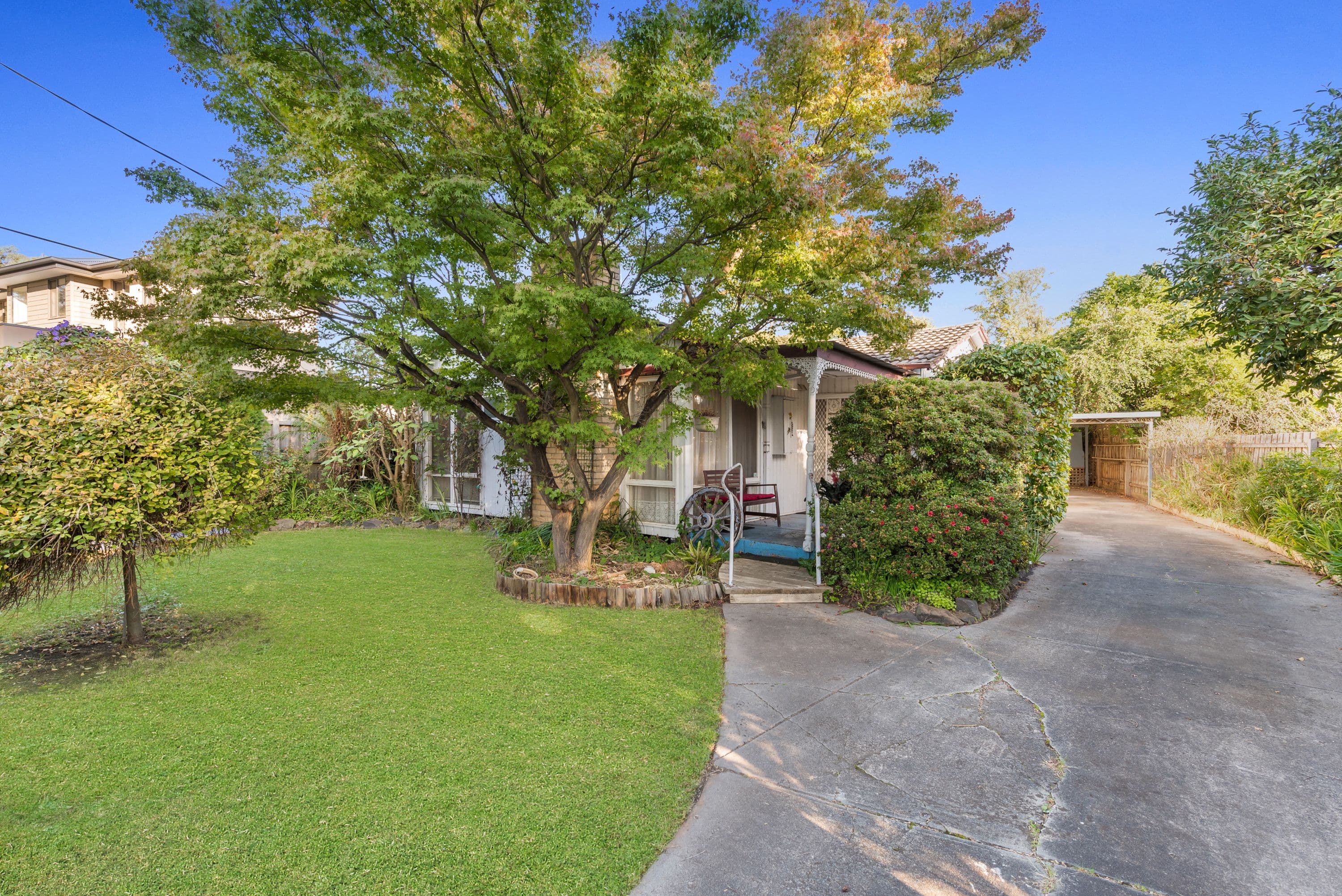 6 Philip Road, Knoxfield VIC 3180, Knoxfield - Thumbnail 2