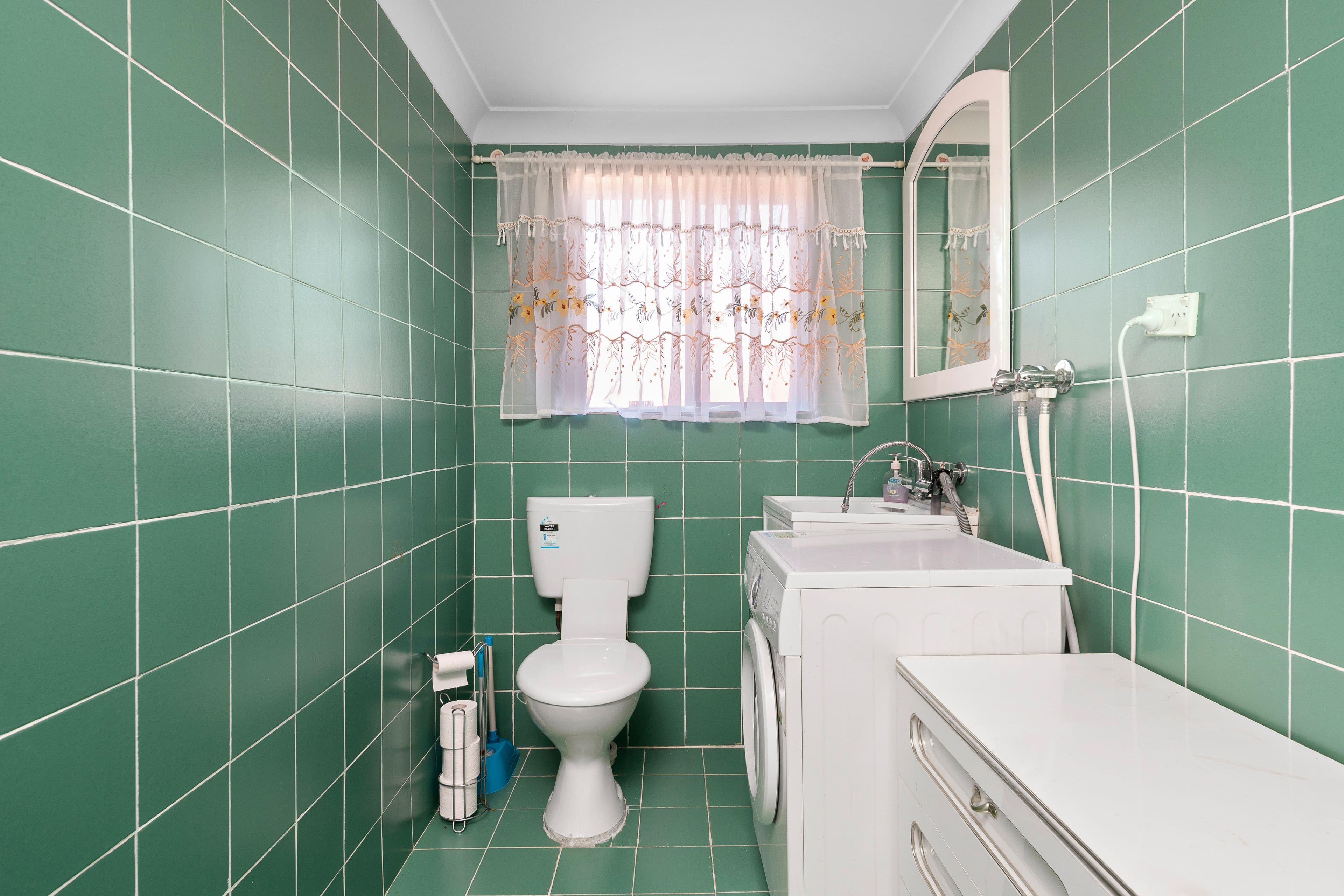 5 Fairlight Avenue, Fairfield NSW 2165, Fairfield - Thumbnail 8