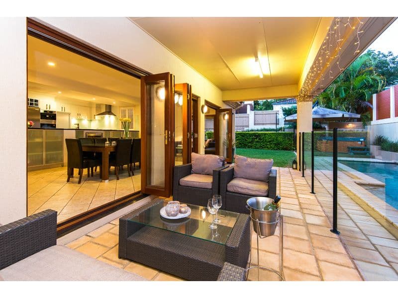24 Sunset Place, CARINDALE QLD 4152, Carindale - Thumbnail 2