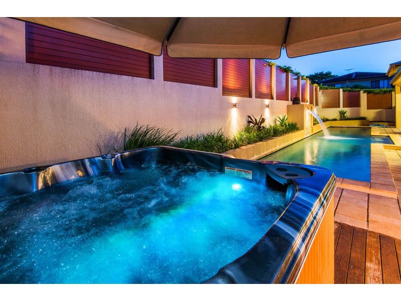 24 Sunset Place, CARINDALE QLD 4152, Carindale - Thumbnail 4