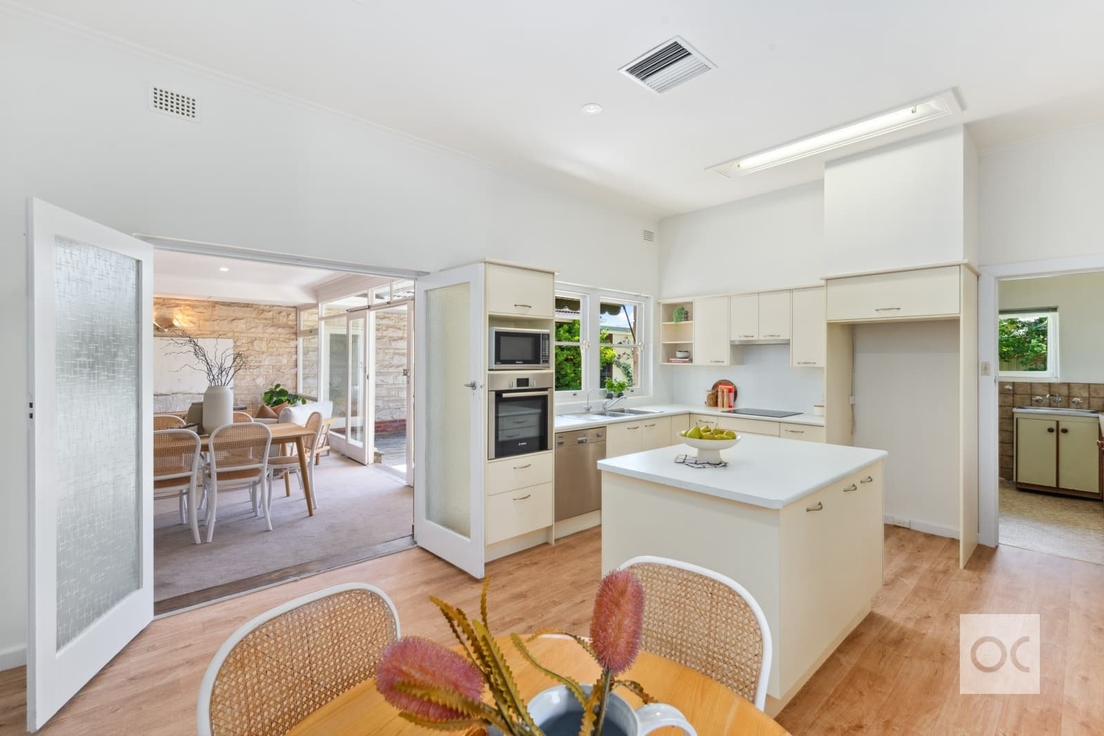 2 Norseman Avenue, Westbourne Park - Thumbnail 5