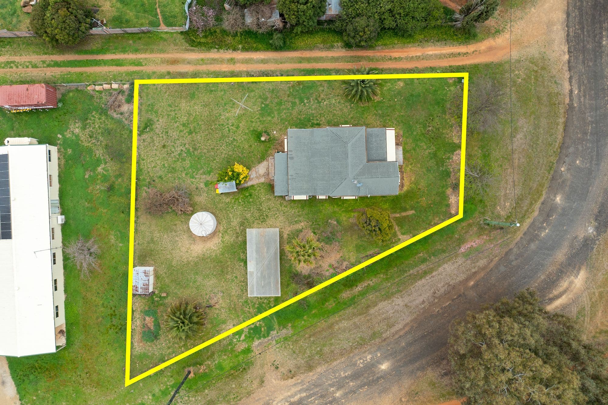 2 Myrangle Street, Yeoval NSW 2868, Yeoval - Thumbnail 2