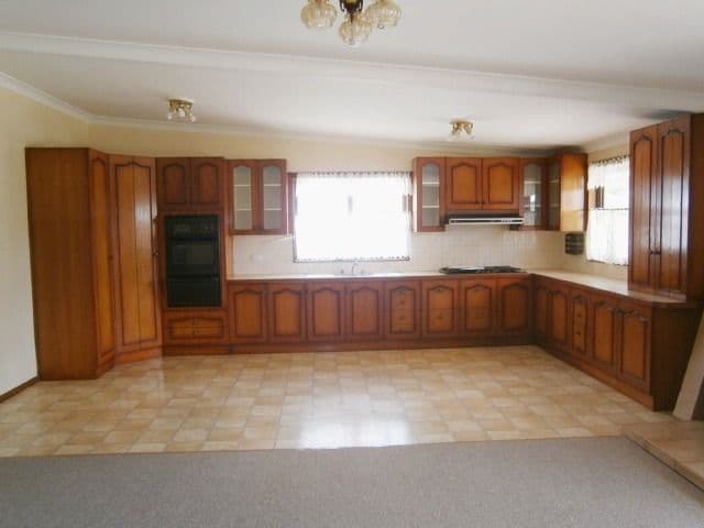 60 Mackay Street, COOTAMUNDRA NSW 2590, Cootamundra - Thumbnail 2