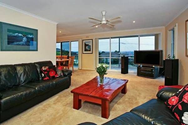 2 Booral Court, GROVEDALE VIC 3216, Grovedale - Thumbnail 2