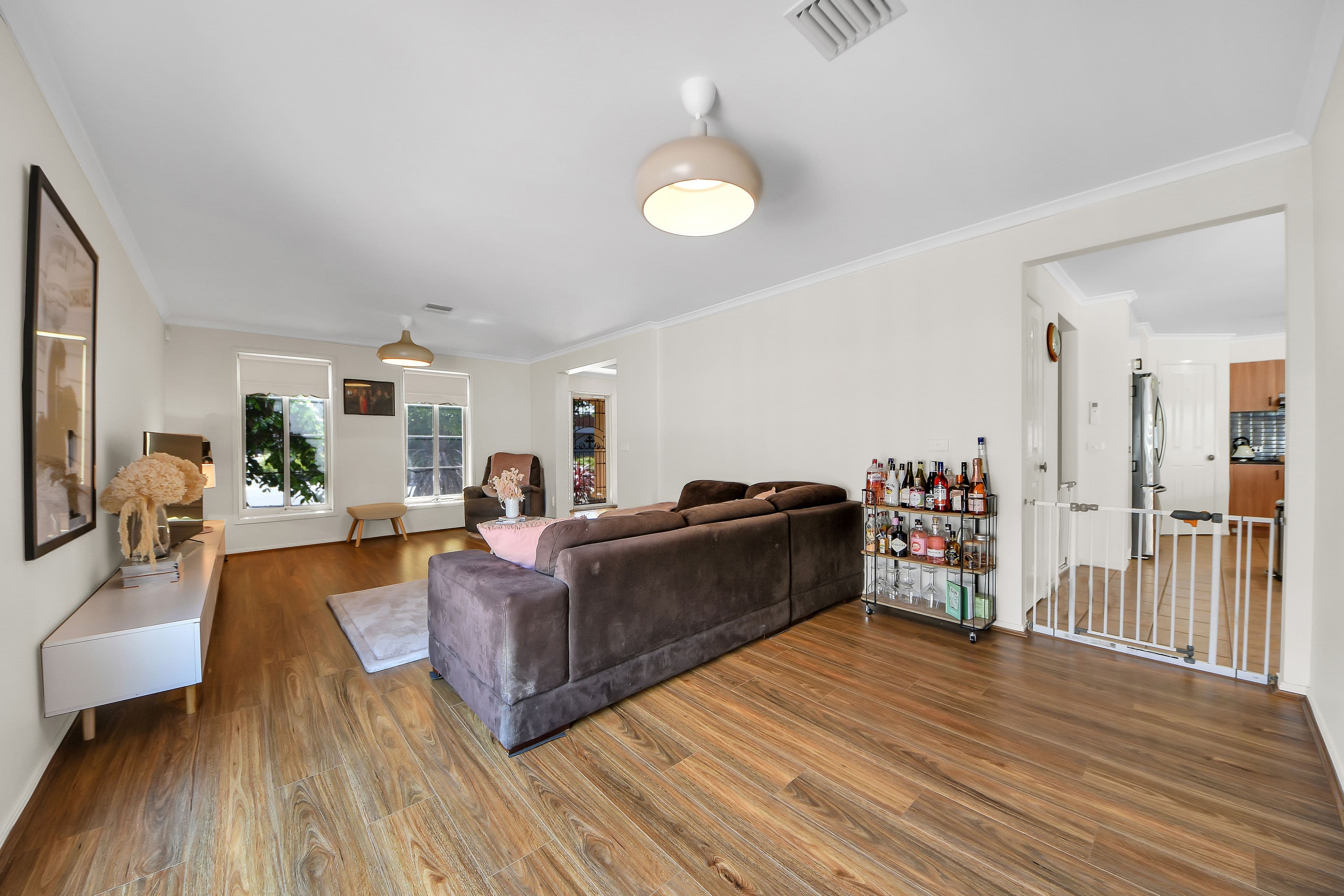 7 Risley Close, Caroline Springs VIC 3023, Caroline Springs - Thumbnail 3
