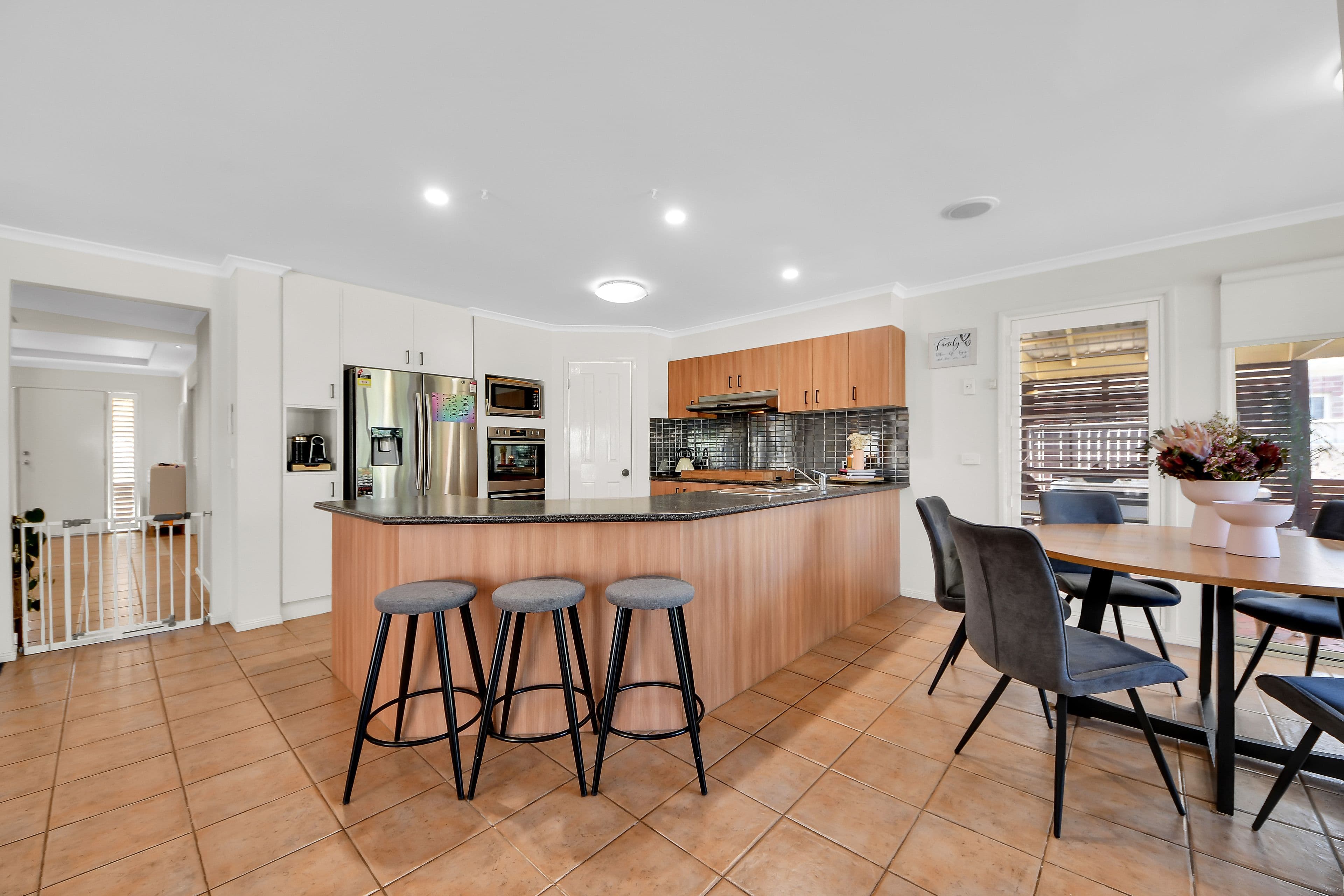 7 Risley Close, Caroline Springs VIC 3023, Caroline Springs - Thumbnail 5