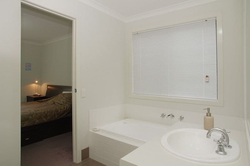 68 Parkwood Drive, HIGHTON VIC 3216, Highton - Thumbnail 7