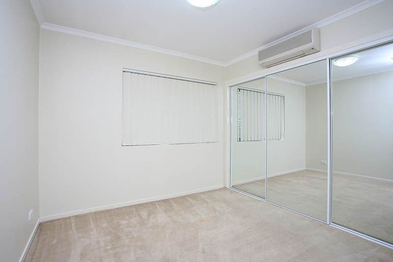 153 Riding Road, BALMORAL QLD 4171, Balmoral - Thumbnail 5