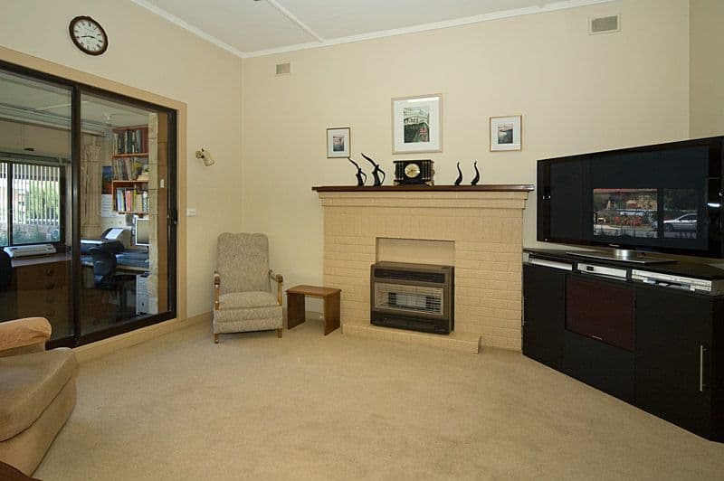 33 Wheaton Road, PLYMPTON SA 5038, Plympton - Thumbnail 4