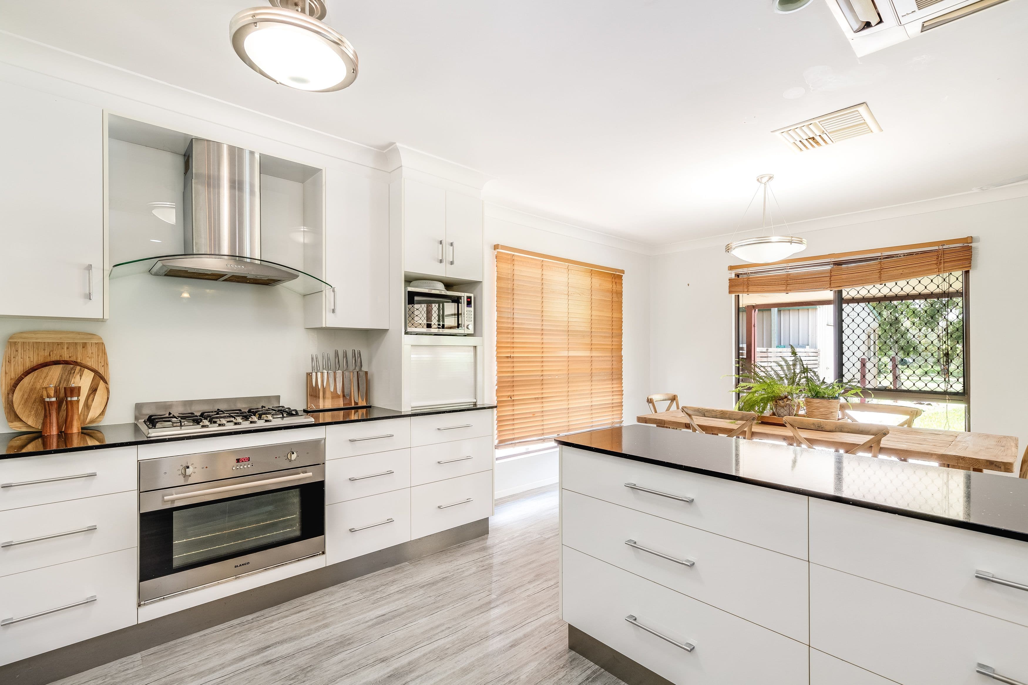 10 Akubra Drive, Emerald QLD 4720, Emerald - Thumbnail 3