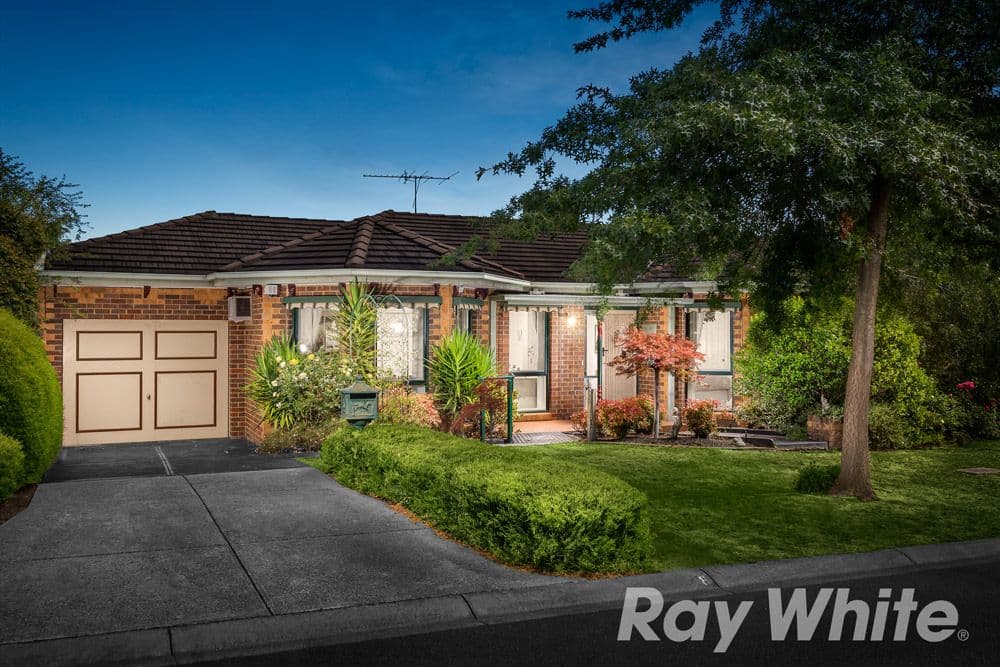 8 Walter Withers Court, Viewbank VIC 3084, Viewbank - Image 1