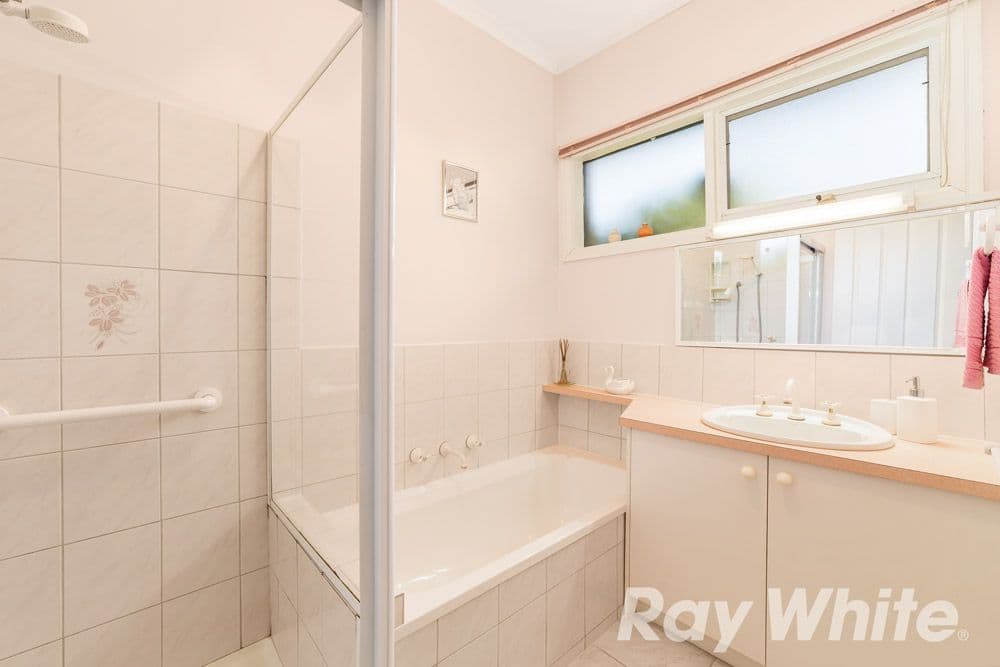 8 Walter Withers Court, Viewbank VIC 3084, Viewbank - Thumbnail 4