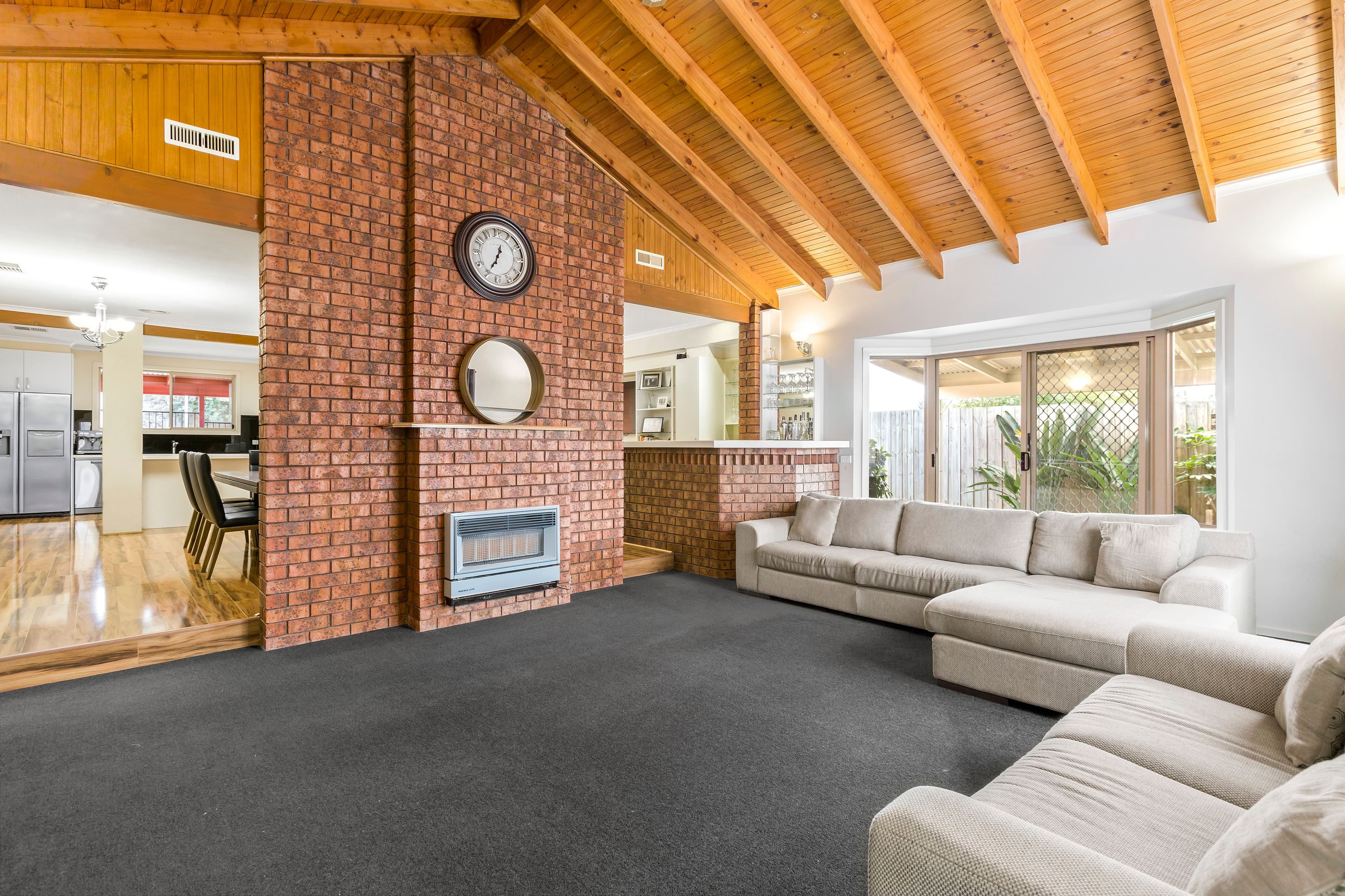 25 Burleigh Drive, Grovedale VIC 3216, Grovedale - Thumbnail 2