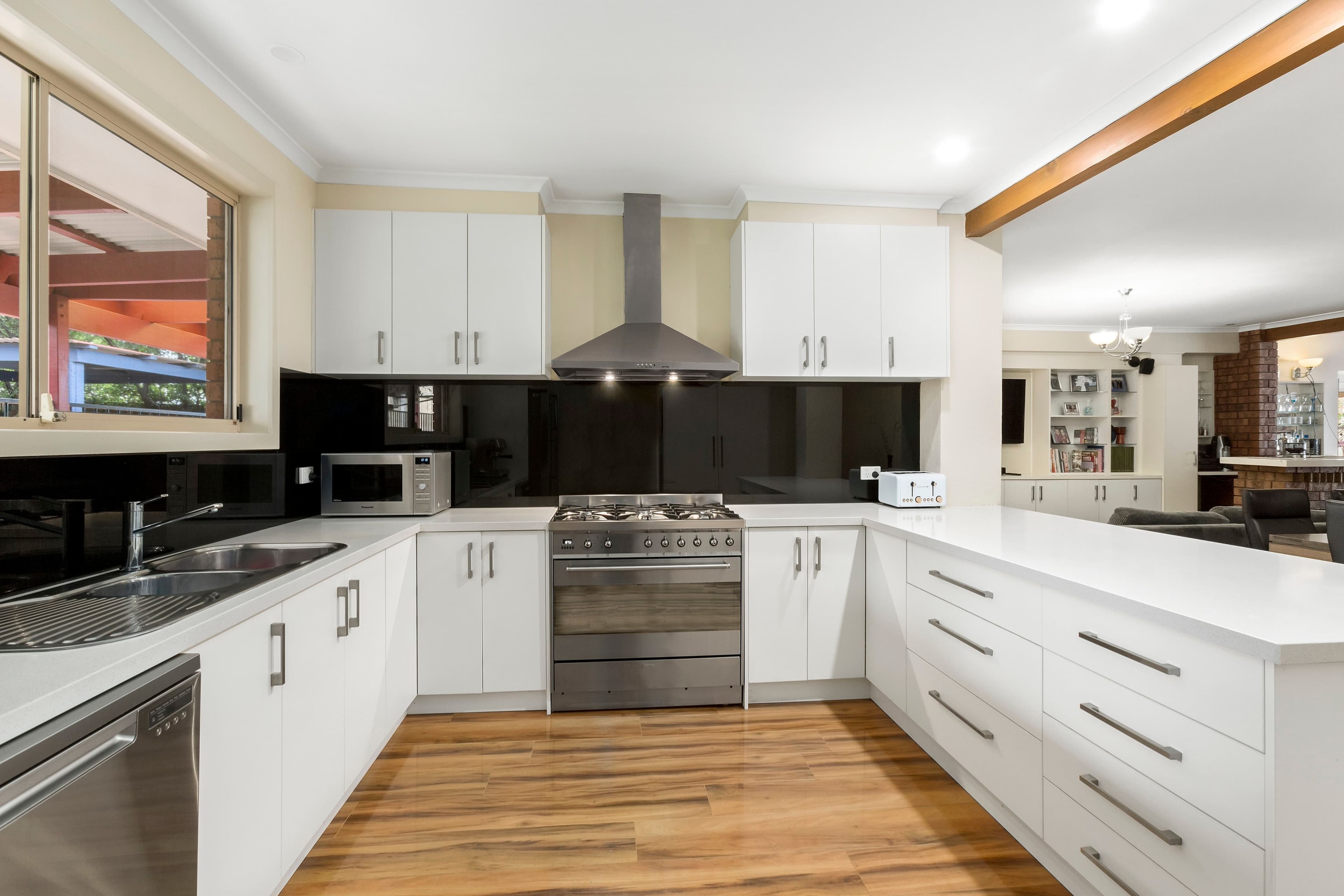 25 Burleigh Drive, Grovedale VIC 3216, Grovedale - Thumbnail 4
