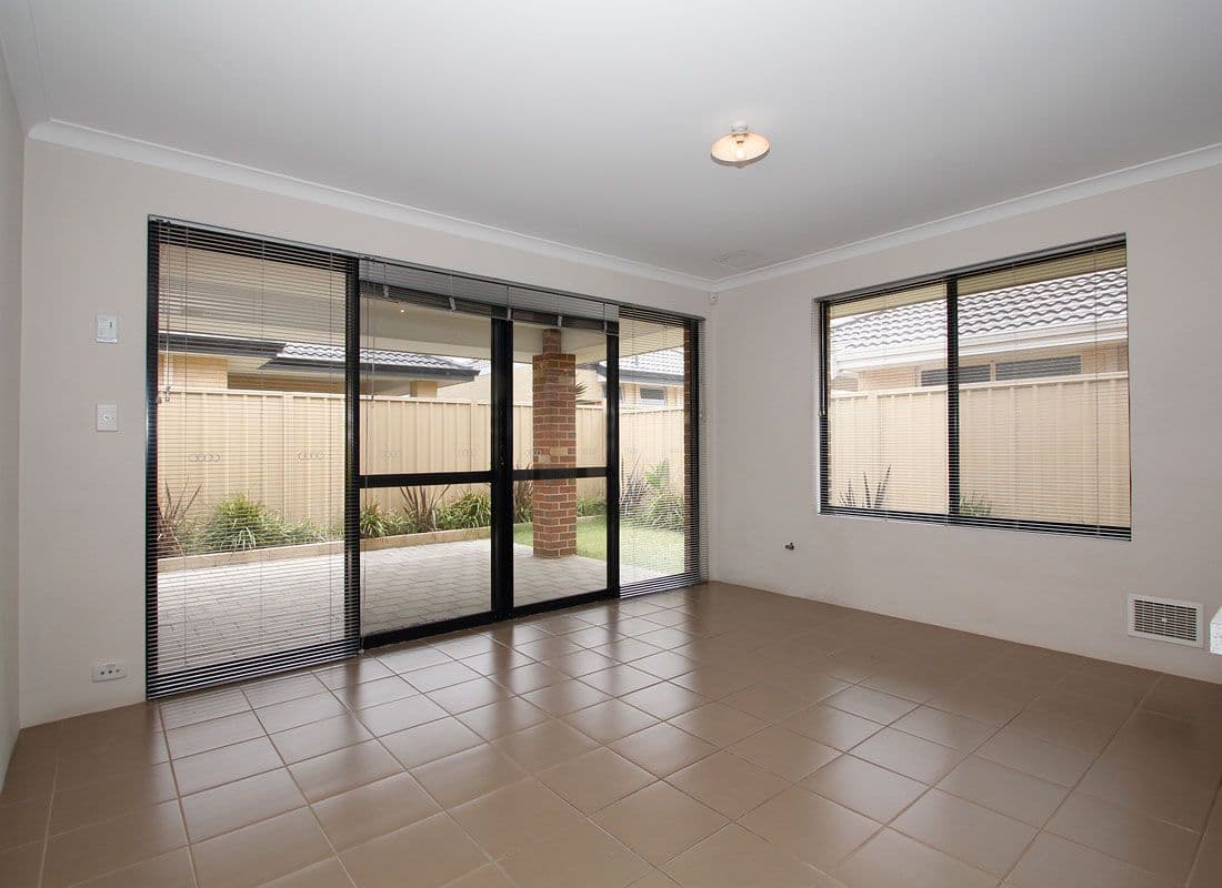 24 Fairlie Road, CANNING VALE WA 6155, Canning Vale - Thumbnail 4