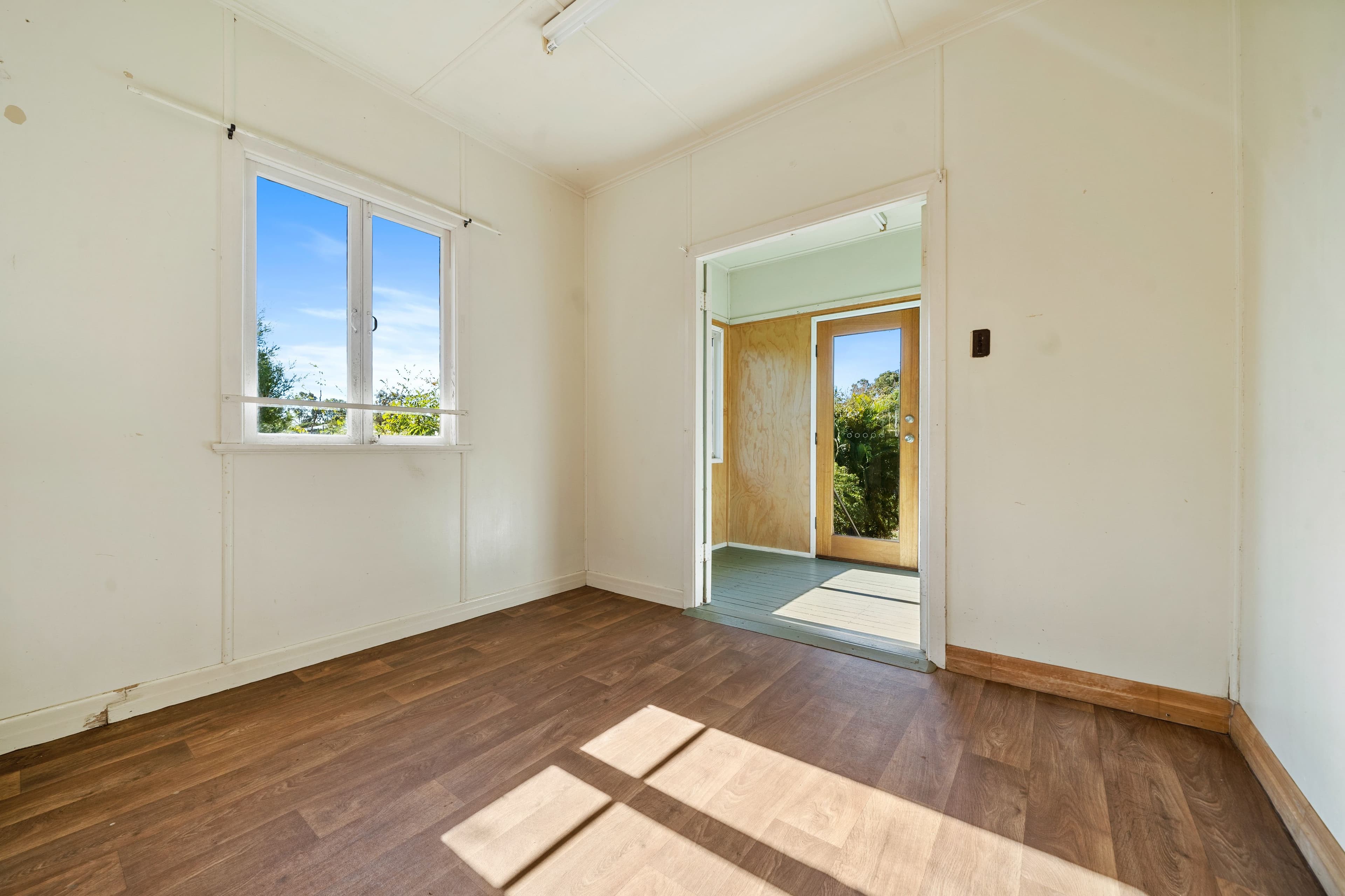 4 Harold Street, Bundamba QLD 4304, Bundamba - Thumbnail 5