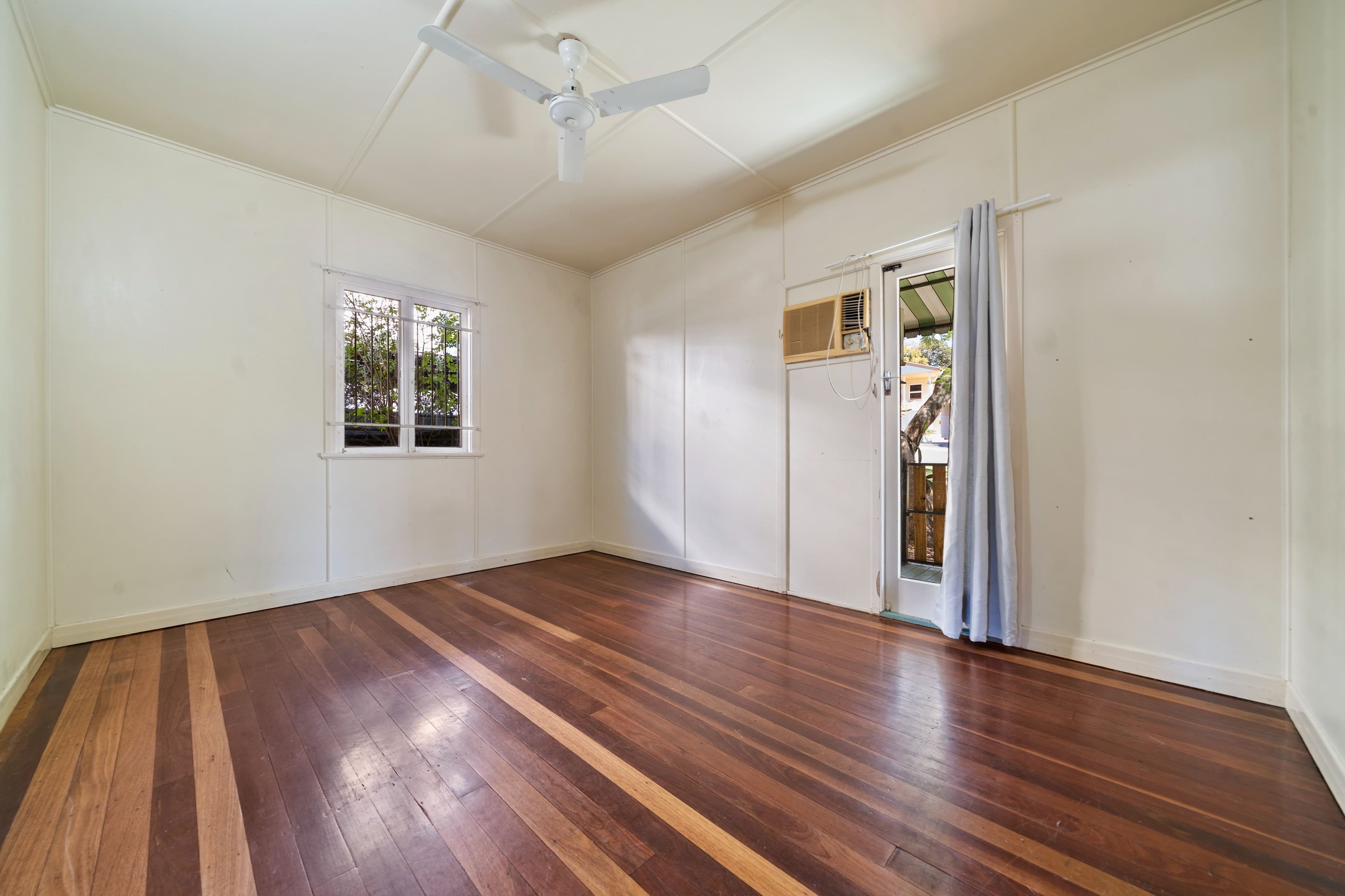 4 Harold Street, Bundamba QLD 4304, Bundamba - Thumbnail 6