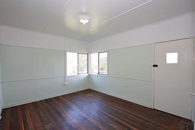 115 Williams St West, COALFALLS QLD 4305, Coalfalls - Thumbnail 4