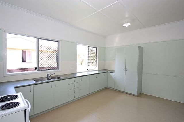 115 Williams St West, COALFALLS QLD 4305, Coalfalls - Thumbnail 5