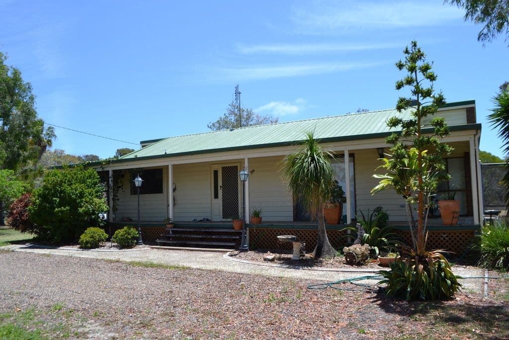 25 Senorita Parade, Urangan QLD 4655, Urangan - Thumbnail 3