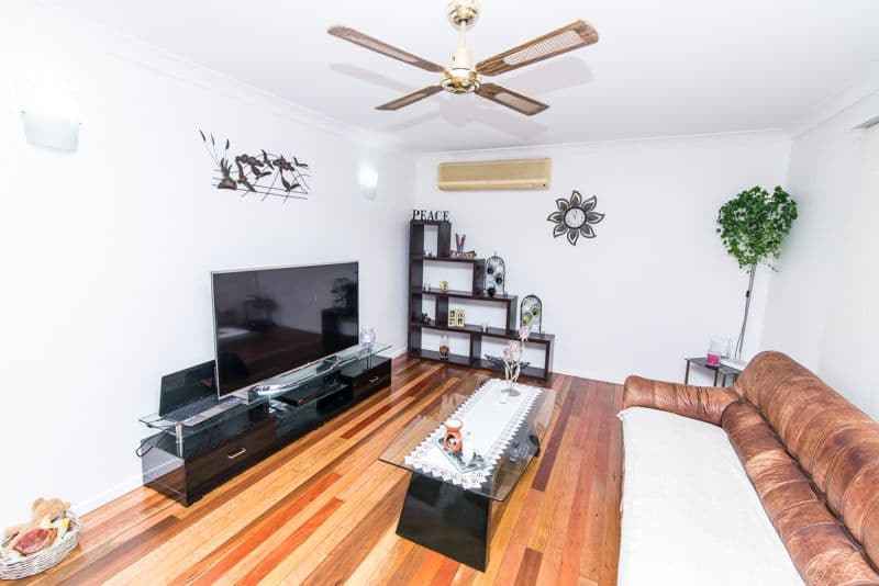 25 Senorita Parade, Urangan QLD 4655, Urangan - Thumbnail 4