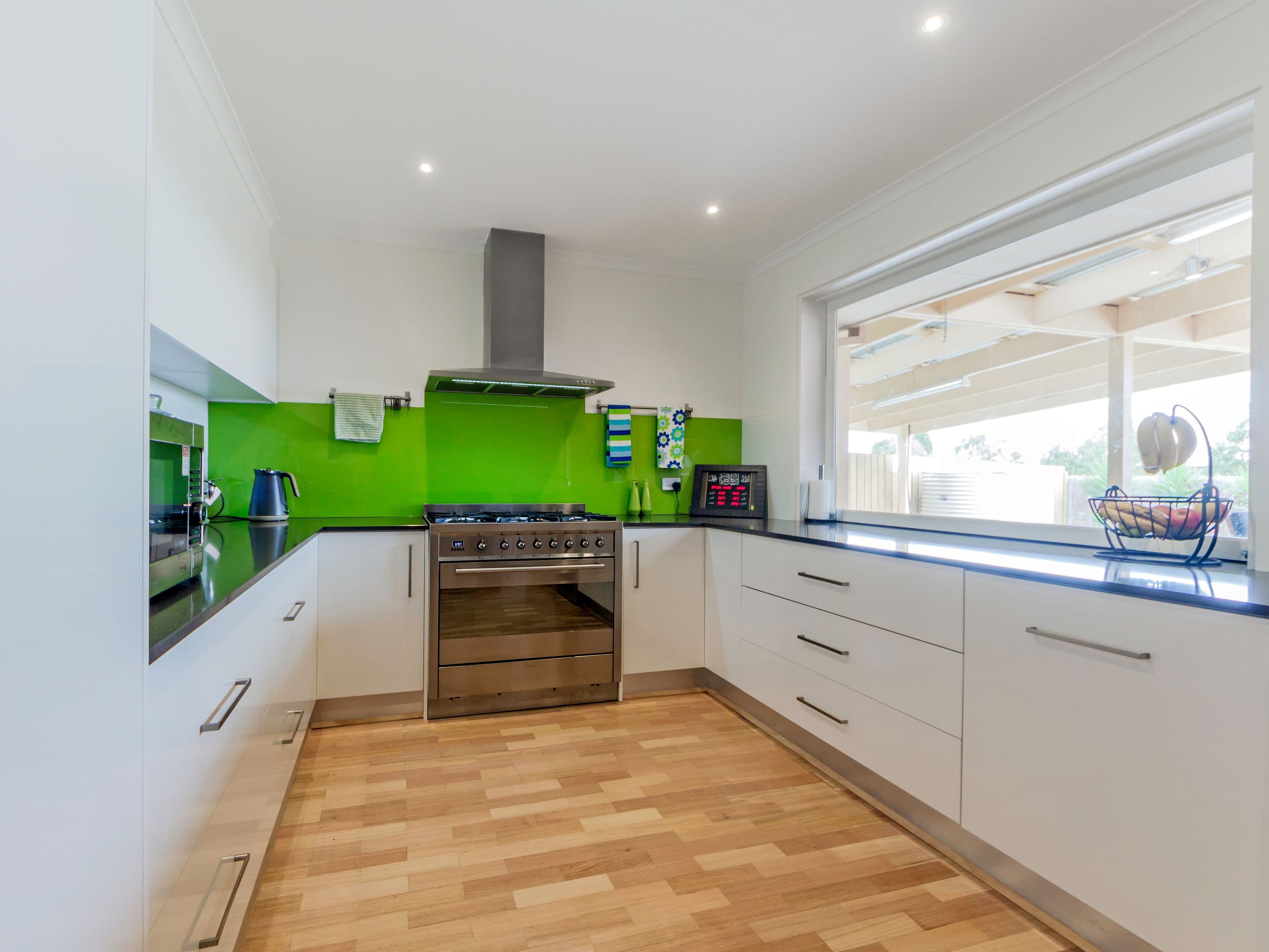 31 Angela Drive, Hoppers Crossing VIC 3029, Hoppers Crossing - Thumbnail 7