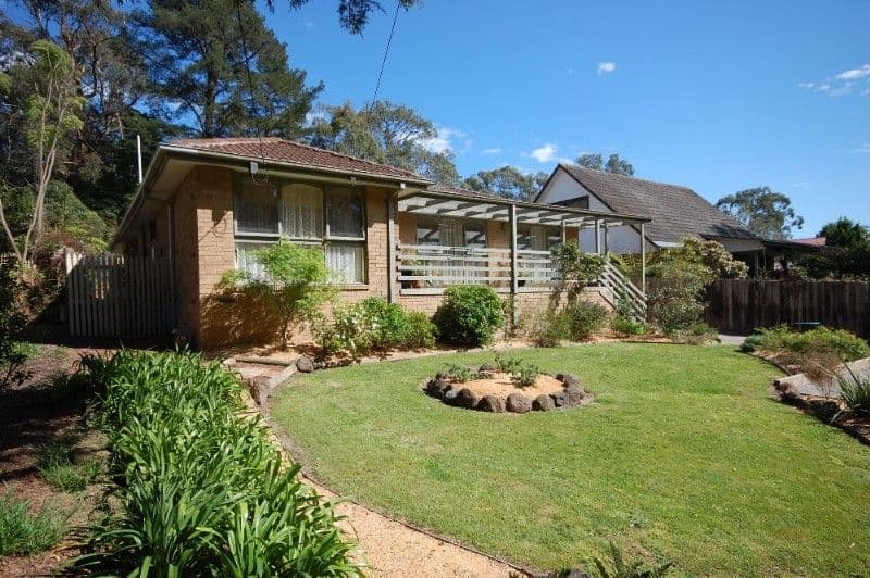 17 Buckmaster Drive, MOUNT EVELYN VIC 3796, Mount Evelyn - Image 1