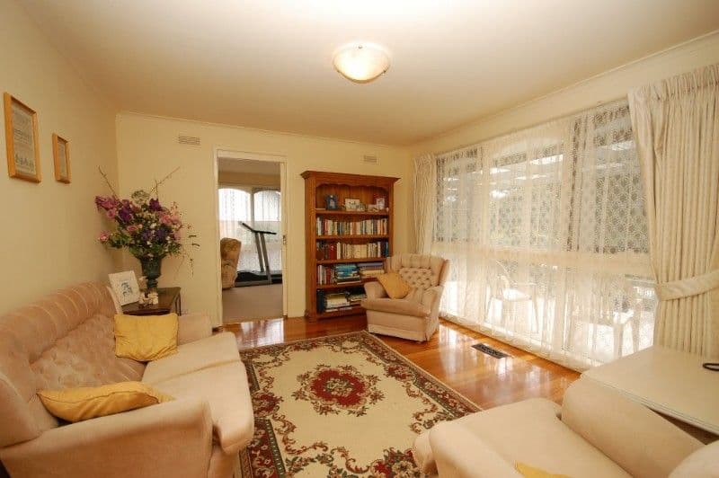 17 Buckmaster Drive, MOUNT EVELYN VIC 3796, Mount Evelyn - Thumbnail 4