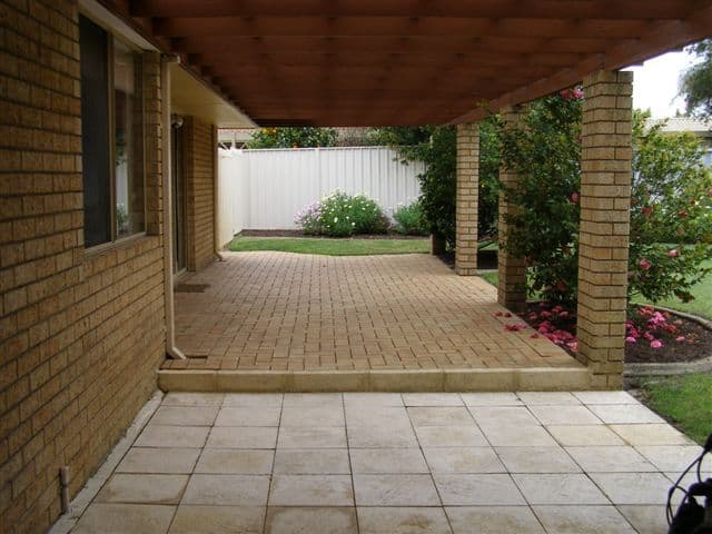 18 Stonecreek Close, THORNLIE WA 6108, Thornlie - Thumbnail 3