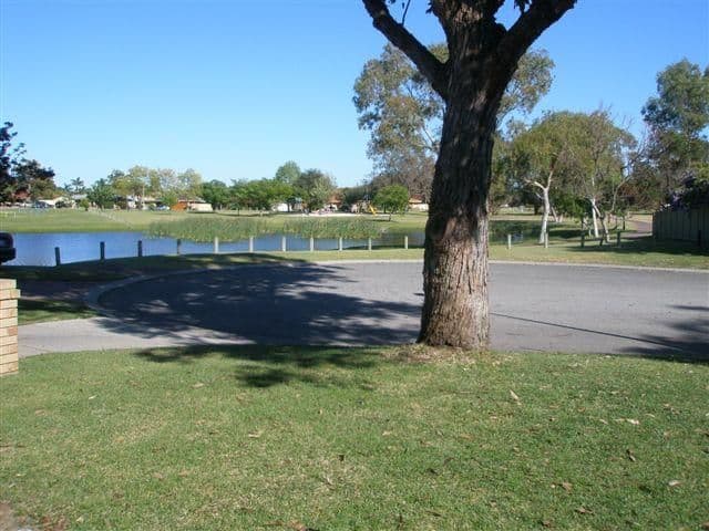 18 Stonecreek Close, THORNLIE WA 6108, Thornlie - Thumbnail 4