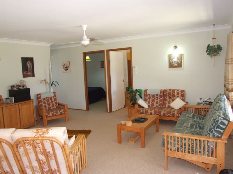 6 Parkinson Street, NARRAWALLEE NSW 2539, Narrawallee - Thumbnail 5