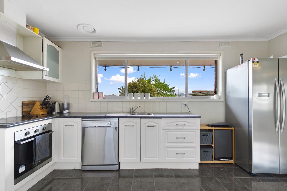 9 William Crescent, Yinnar VIC 3869, Yinnar - Thumbnail 3