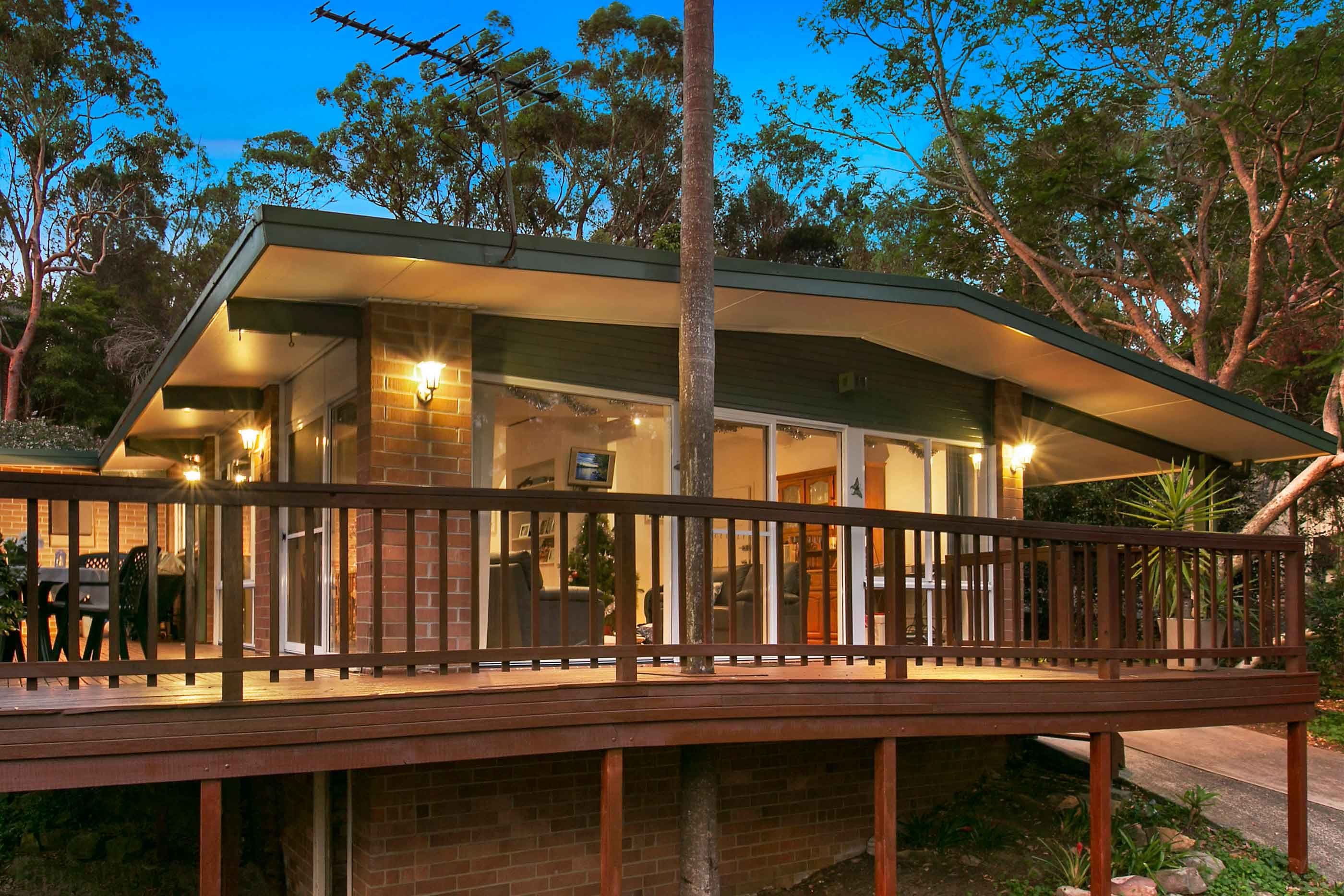 8 The Comenarra Parkway, WEST PYMBLE NSW 2073, West Pymble - Image 1