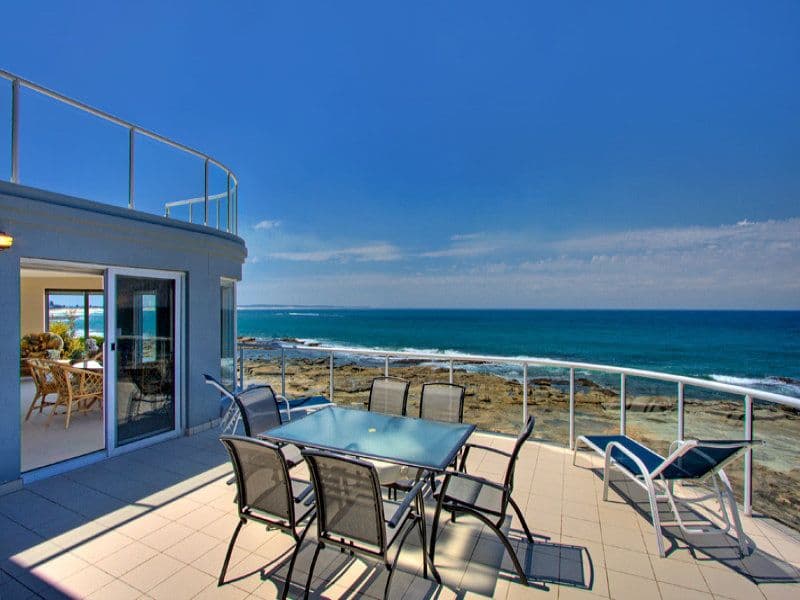 120 Ocean Parade, BLUE BAY NSW 2261, Blue Bay - Image 1