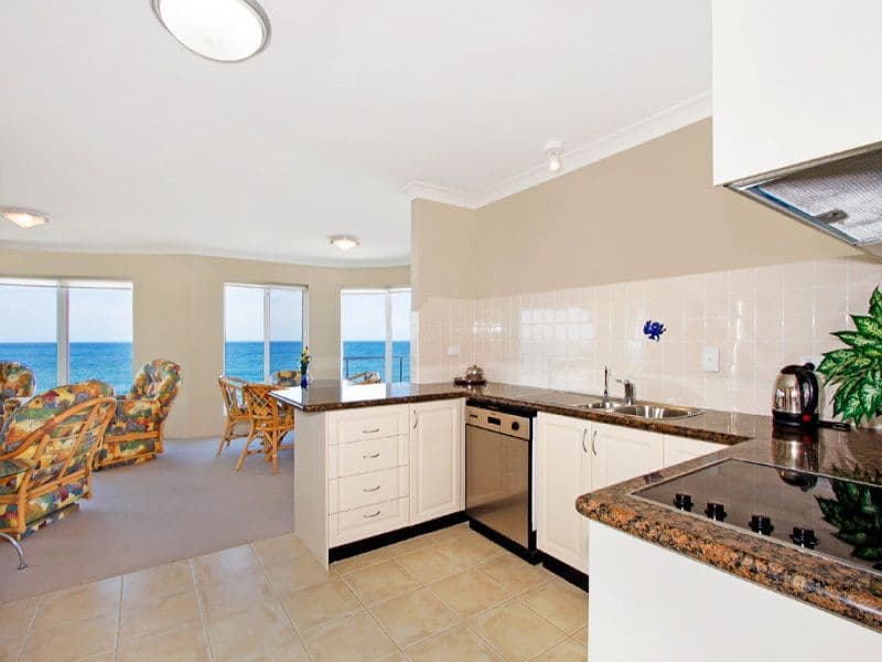 120 Ocean Parade, BLUE BAY NSW 2261, Blue Bay - Thumbnail 4