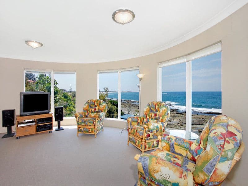 120 Ocean Parade, BLUE BAY NSW 2261, Blue Bay - Thumbnail 7