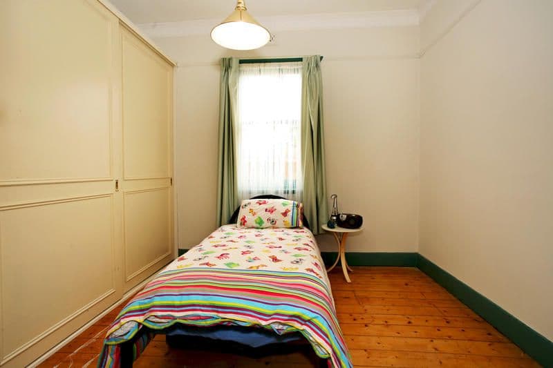 37 Waratah Street, GEELONG WEST VIC 3218, Geelong West - Thumbnail 3