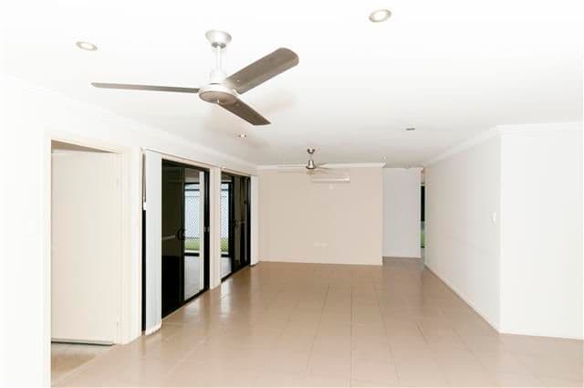26 Reinaerhoff Crescent, GLEN EDEN QLD 4680, Glen Eden - Thumbnail 3