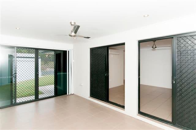 26 Reinaerhoff Crescent, GLEN EDEN QLD 4680, Glen Eden - Thumbnail 4