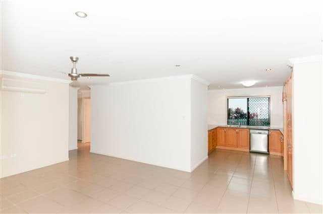 26 Reinaerhoff Crescent, GLEN EDEN QLD 4680, Glen Eden - Thumbnail 5