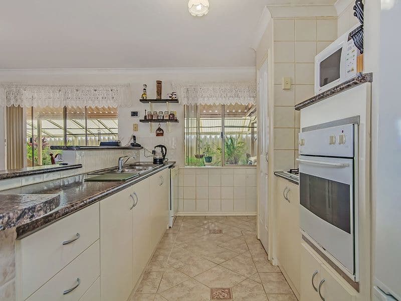 7 Flores Place, WAIKIKI WA 6169, Waikiki - Thumbnail 4