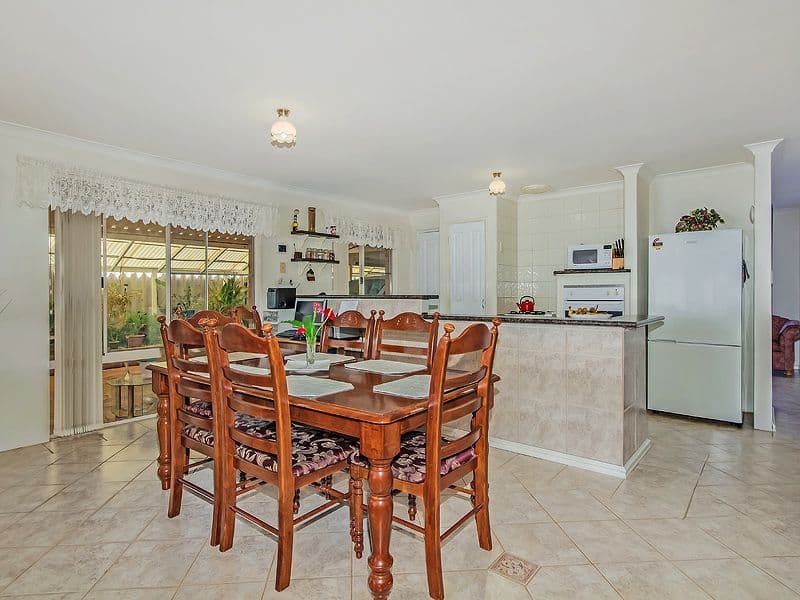 7 Flores Place, WAIKIKI WA 6169, Waikiki - Thumbnail 6