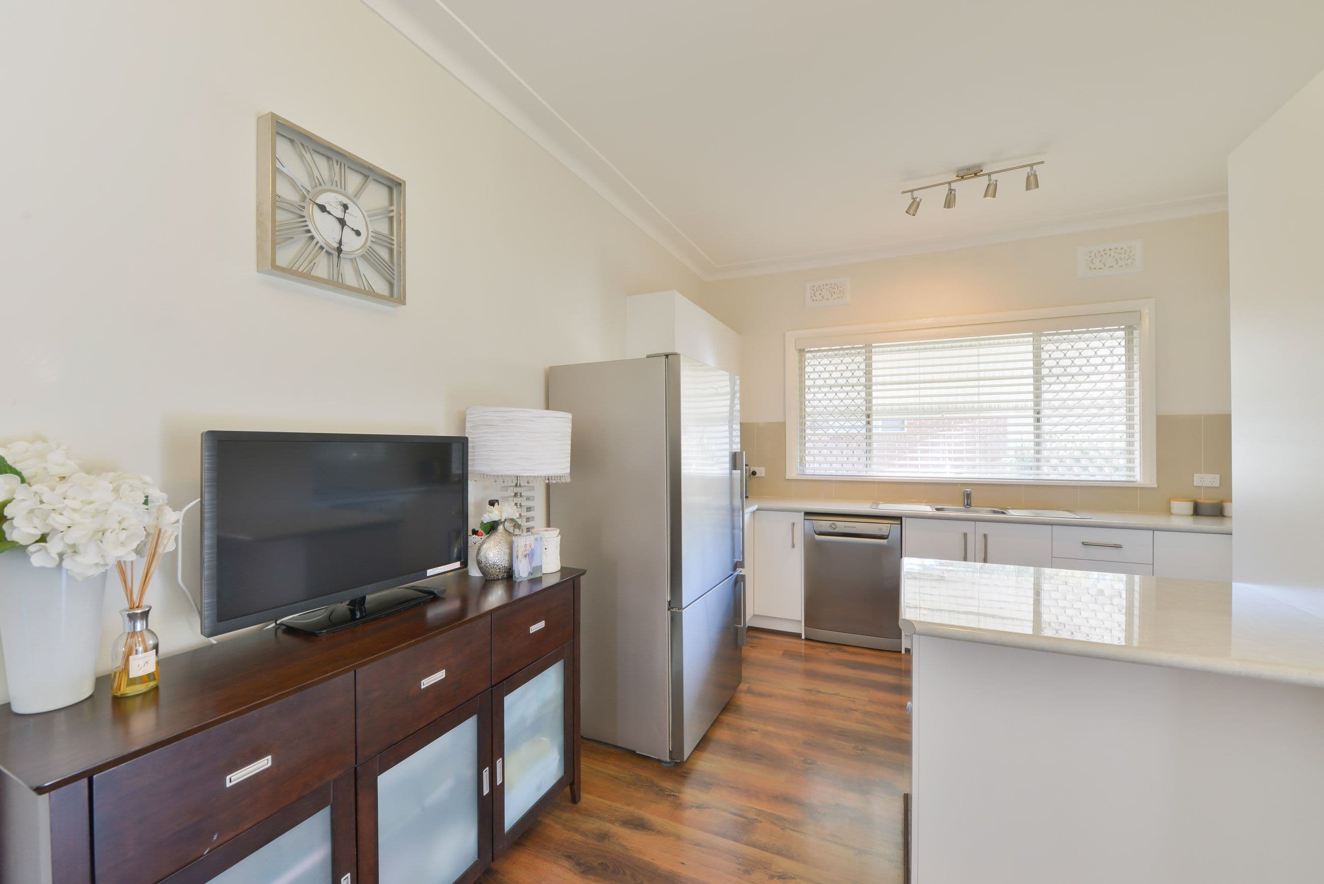 10 Griffin Avenue, Tamworth NSW 2340, Tamworth - Thumbnail 5